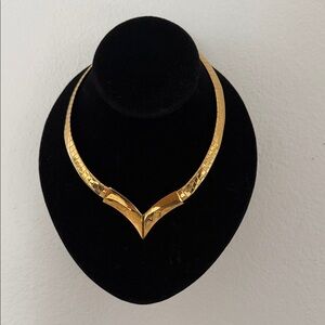 Vintage Napier Gold Tone Women's Necklace